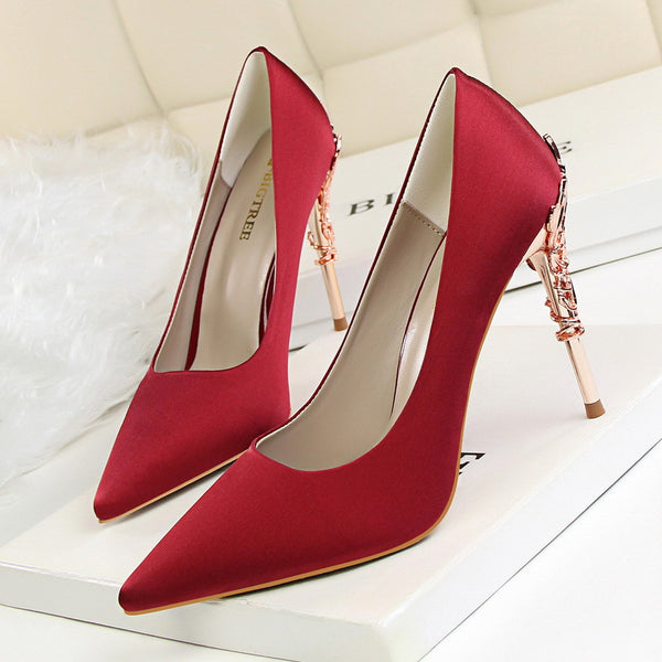 Korean version of fashionable and sexy metal high heels