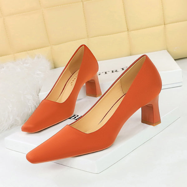 Korean version of fashionable and versatile